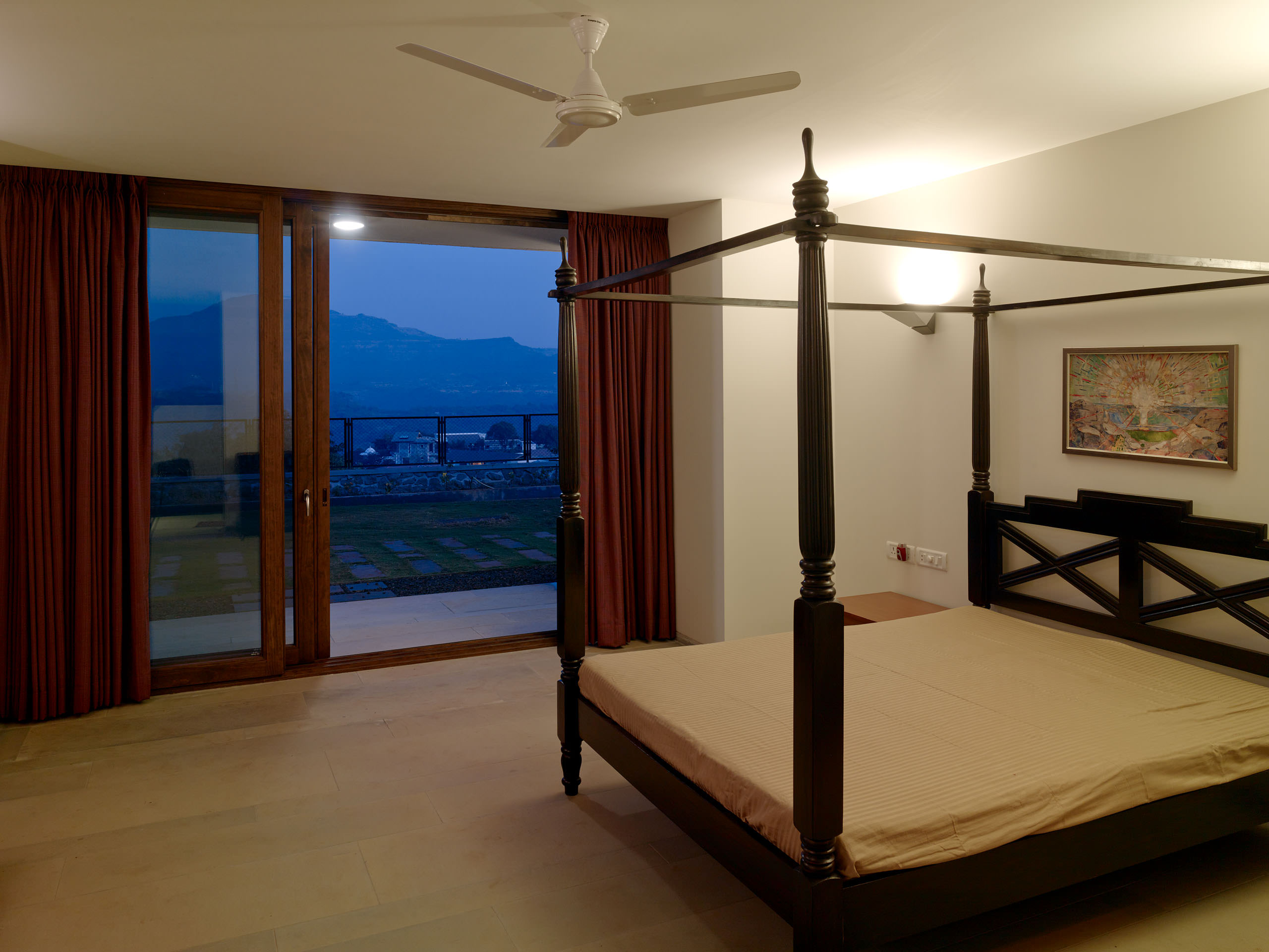 E14489 Alpa 042111 j2560